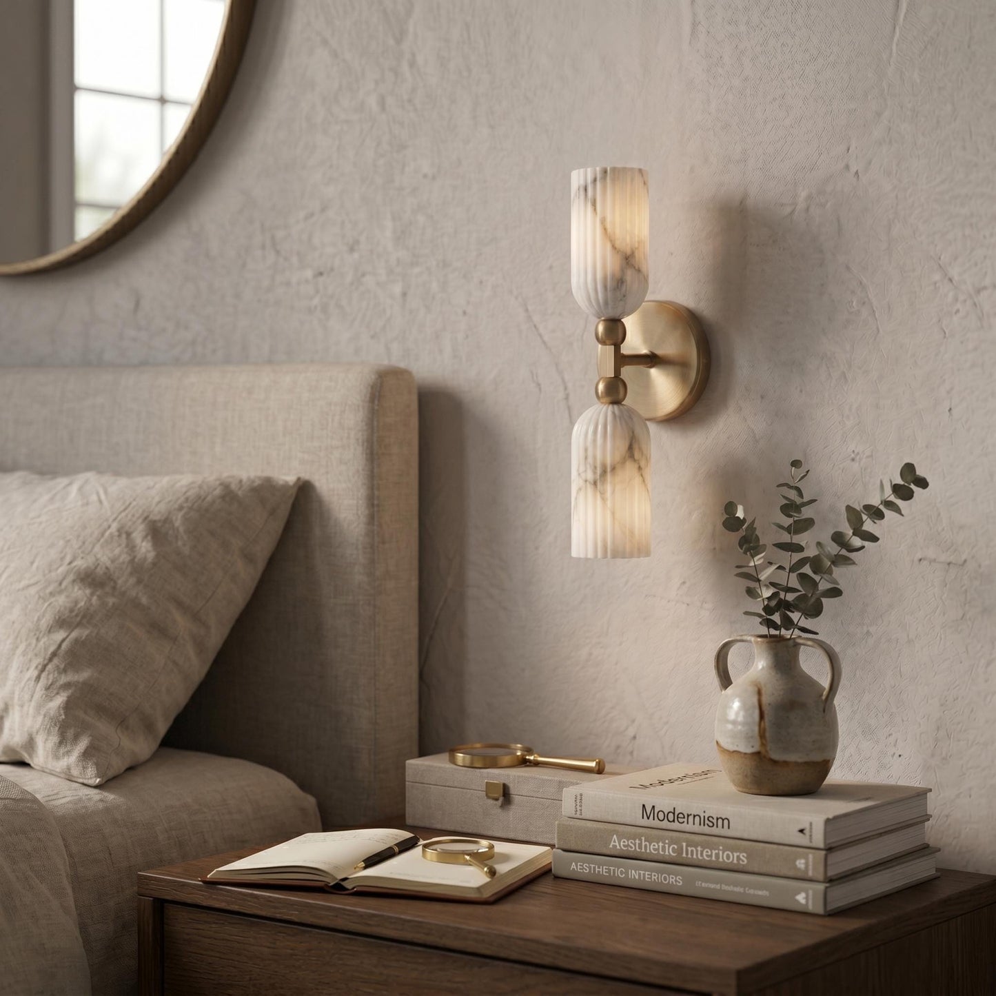 Fluted Alabaster Wall Sconce, Brass Wall Lamp, Modern Bathroom Vanity Light, Natural Stone Wall Fixture, Luxury Bedroom Sconce