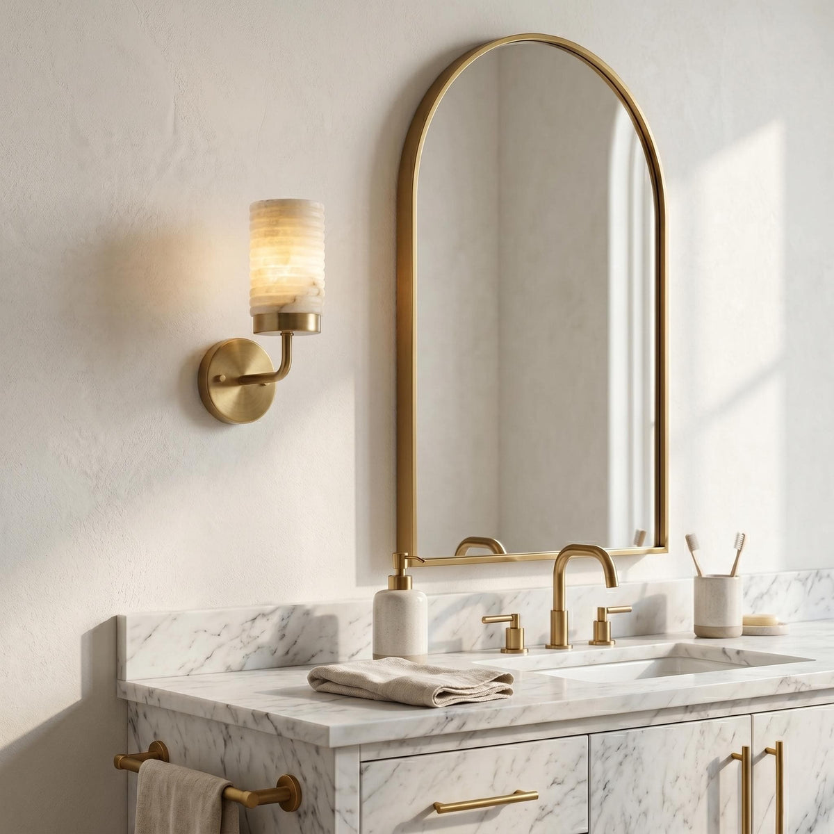 Luxury Alabaster Wall Sconce