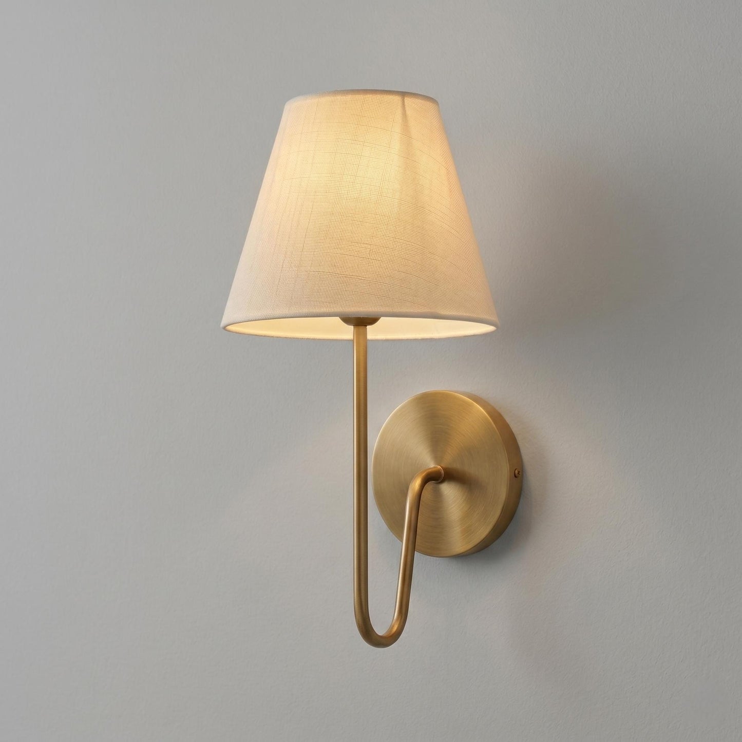 Modern Brass Wall Sconce – Minimalist Fabric Shade Bedside Lamp