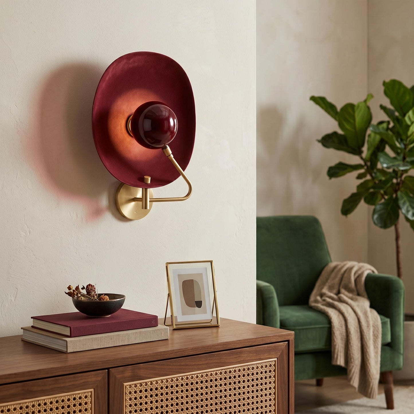 Brass Halo Sconce – Sculptural Mid-Century Modern Wall Light, Ambient Glow Lamp